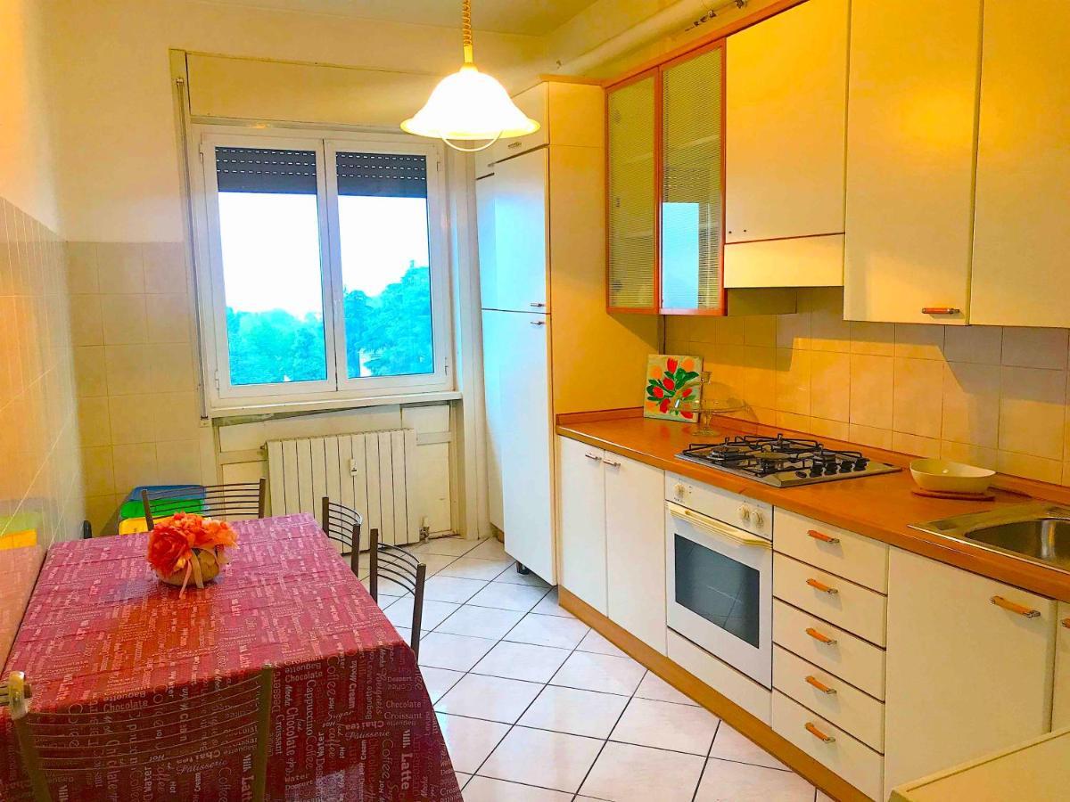 Casa Rosanna - Your Home In コモ エクステリア 写真